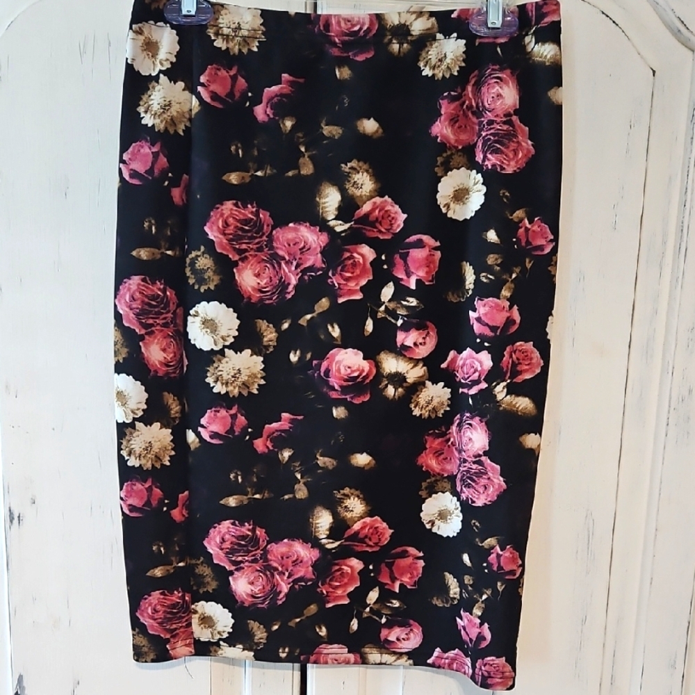 Floral Black And Pink Pencil Skirt